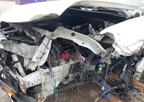 2016 Mitsubishi Outlander Es z USA, uszkodzony, nr VIN JA4AD2A34GZ043074